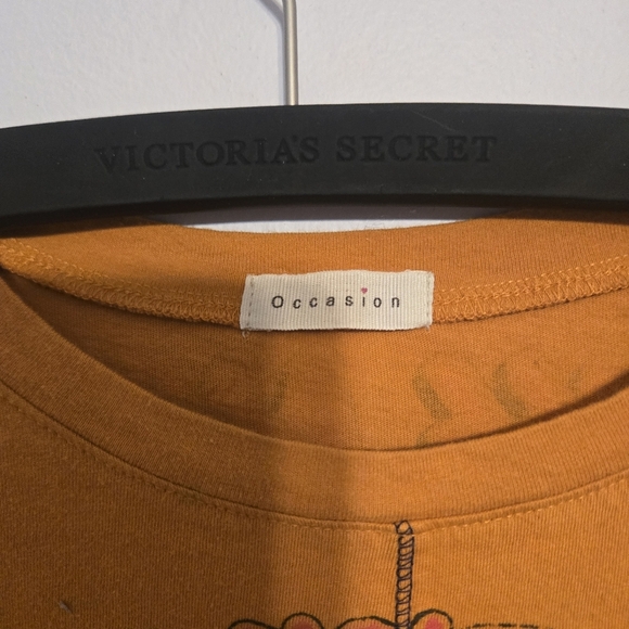 Occasion Orange Graphic Cropped Tee - Picture 3 of 7
